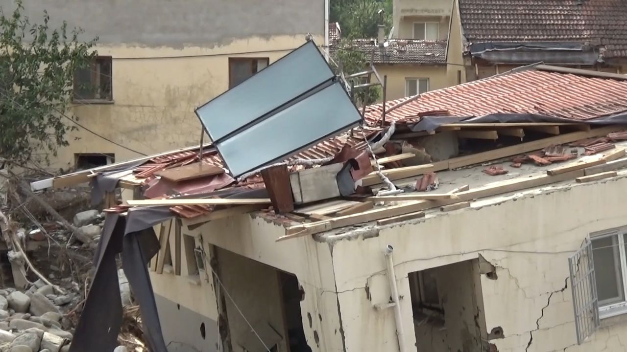 Sinop´ta yaşanan sel felaketi! İşte Babaçay köyünün son hali