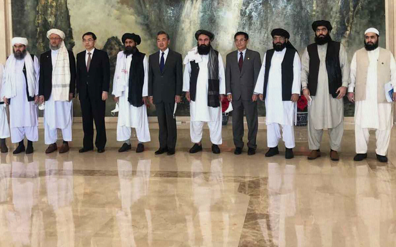 Afganistan'da Taliban'ın meşru yönetimini ilk Çin tanıyacak iddiası
