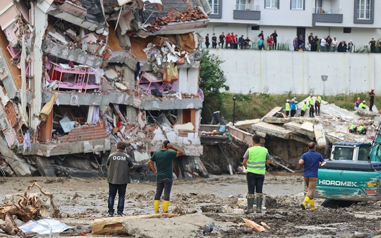 Sel felaketinde hayatını kaybedenlerin sayısı 78'e yükseldi
