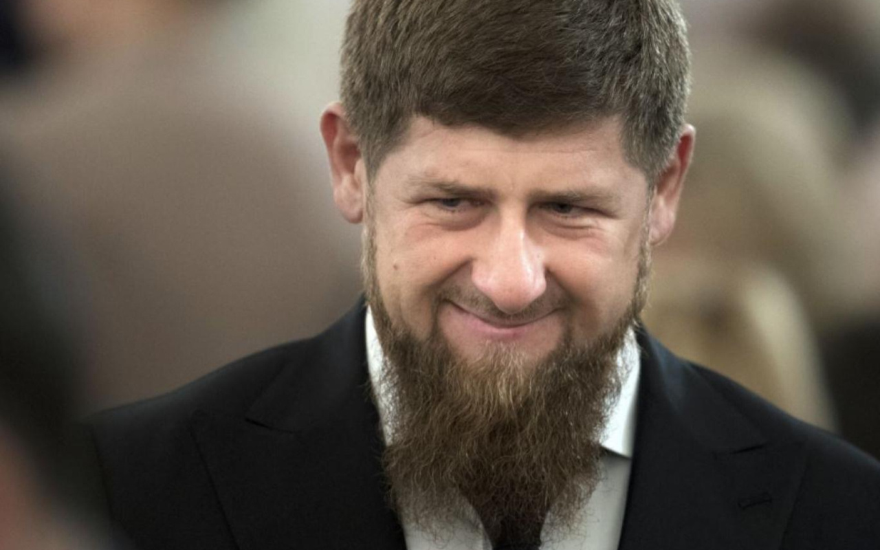 Çeçenistan lideri Ramazan Kadirov kimdir? Şeytan Prada giyer o da giydi