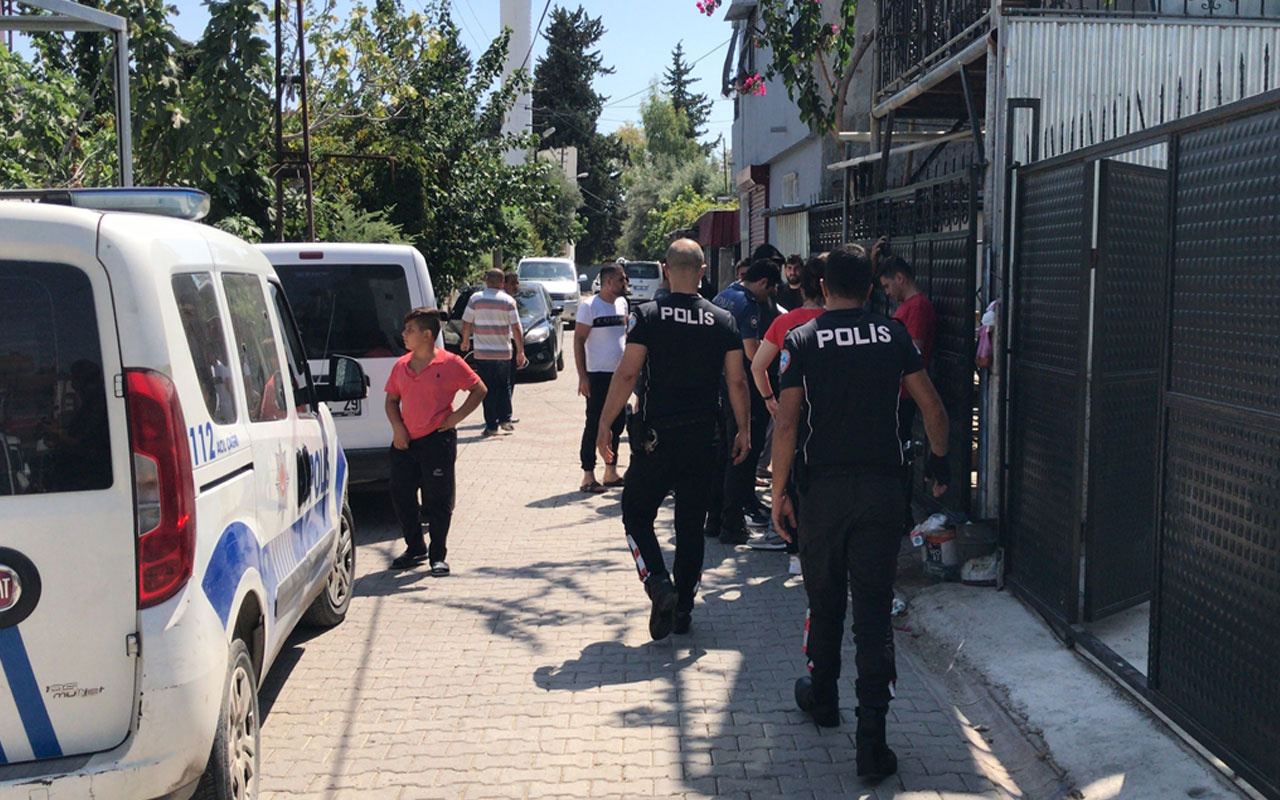 Adana'da feci olay! Çıkan tartışmada kızını boğazından bıçakladı