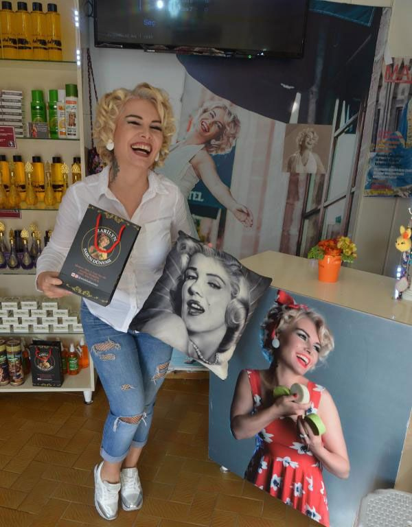 Mardinli Marilyn Monroe iyilik yaptı kötülük buldu! Dilendirilen küçük kızın ailesi saldırdı