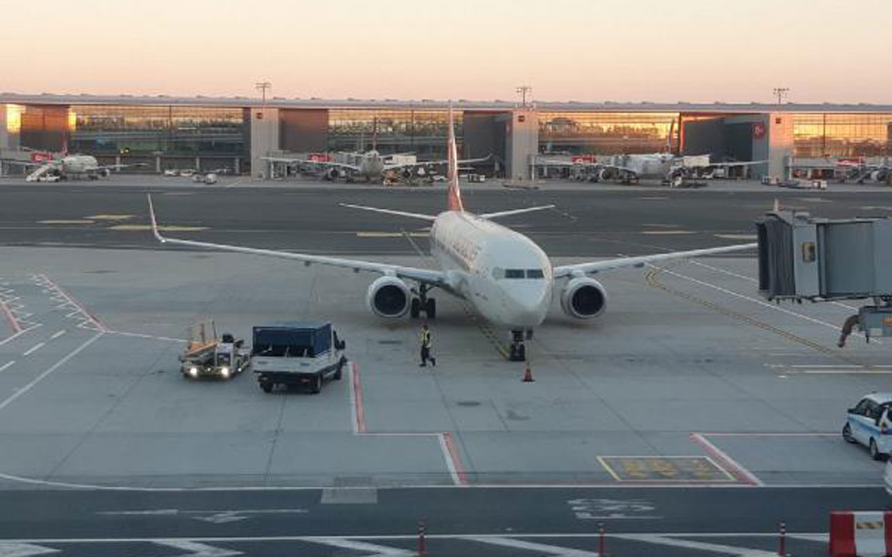 Afganistan'dan tahliye edilen 160 yolcu daha Türkiye'ye getirildi