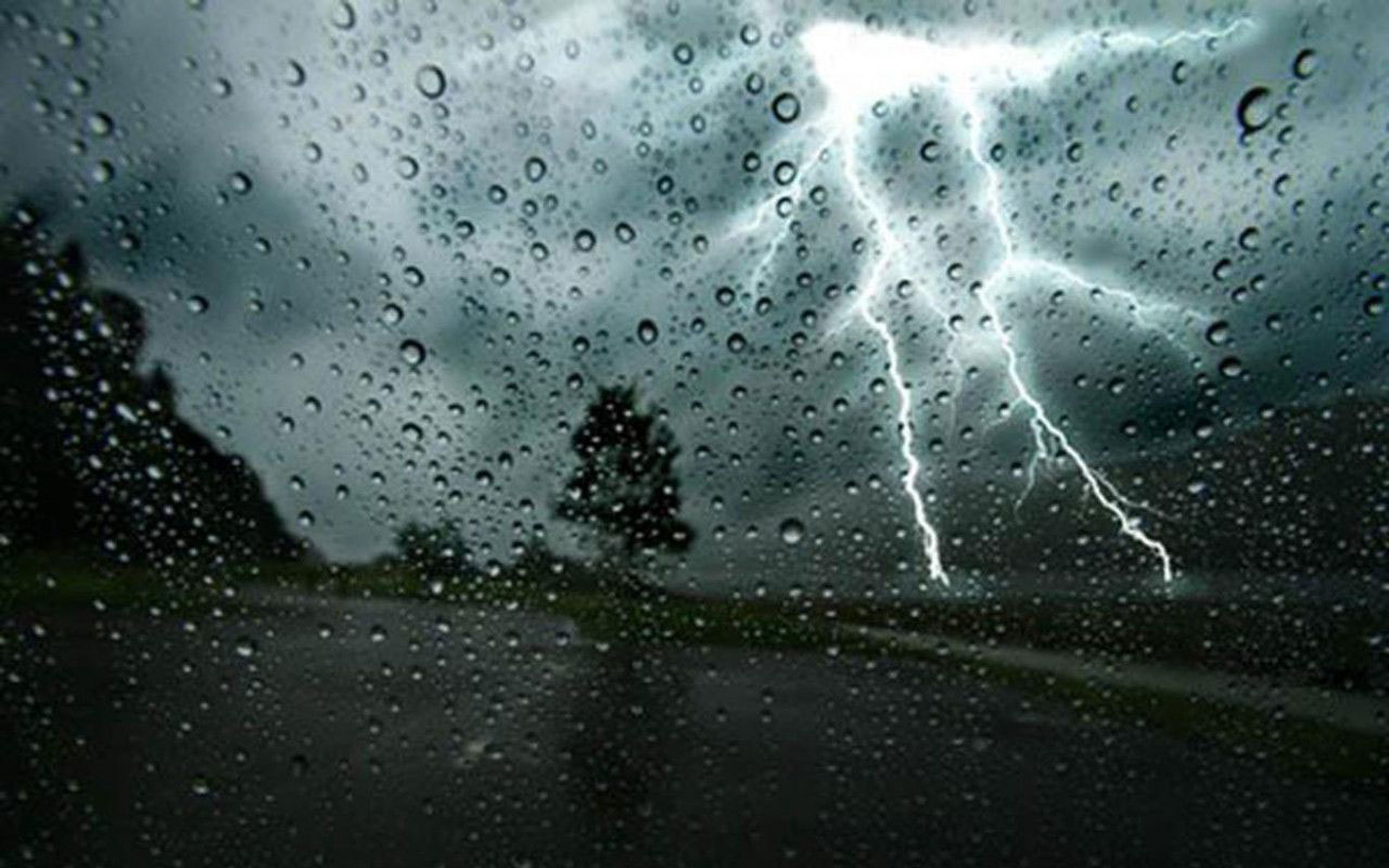 Meteorolojiden İstanbul dahil 10 il için 'çok kuvvetli vuracak' uyarısı geldi! İlk kar yağdı