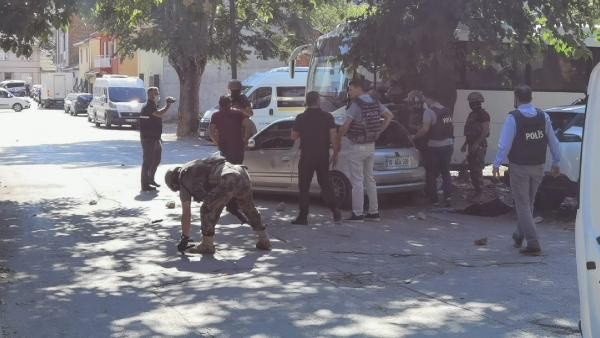 Bursa'da 4.5 saatlik dehşet anları! 112'den kola ve su istedi emniyet müdürü götürdü intihar etti