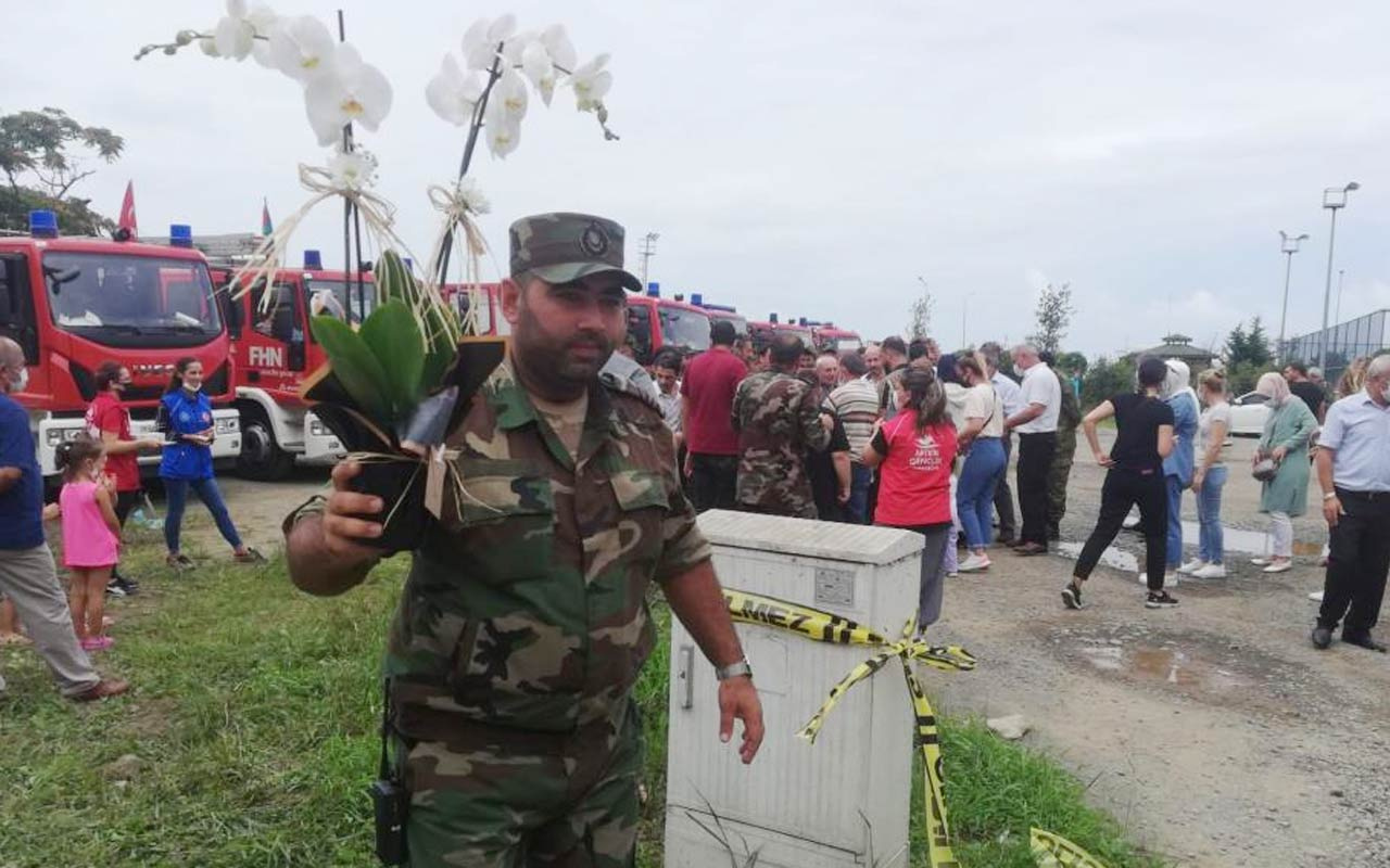 Azerbaycan'da Türkiye'deki orman yangınlarının söndürülmesinde görev yapan itfaiyeciler ödüllendirilecek