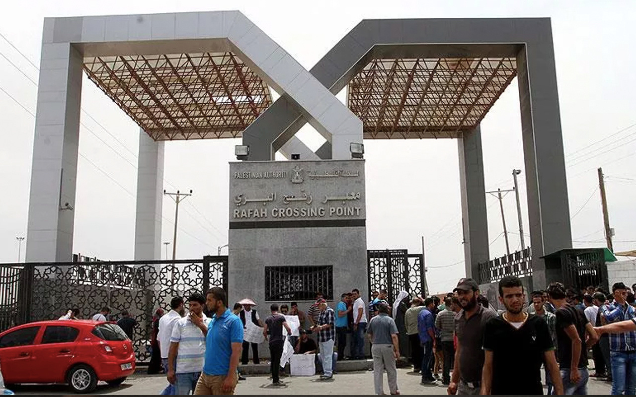 Mısır Gazze'nin dünyaya açılan tek kapısı Refah Sınır Kapısı'nı kapattı