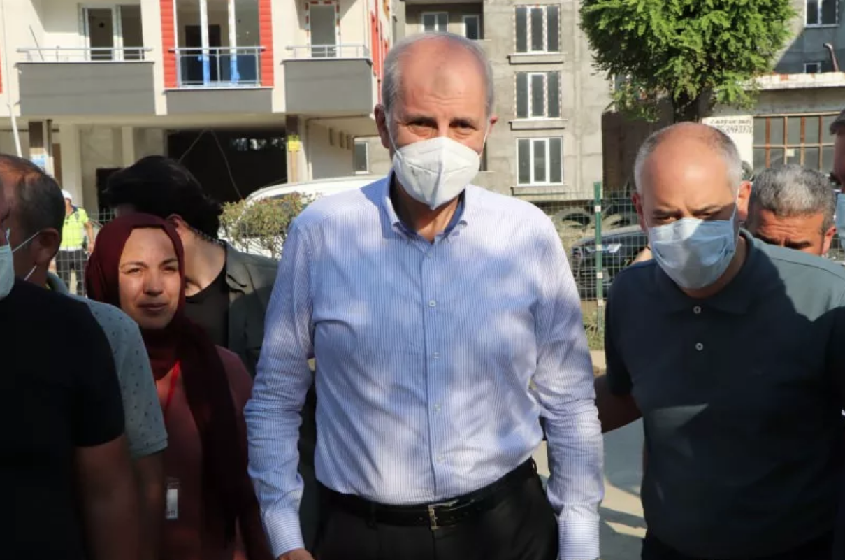 Numan Kurtulmuş'tan afet bölgesinde muhalefete tepki: Kimse selden kütük aşırmaya kalkmasın