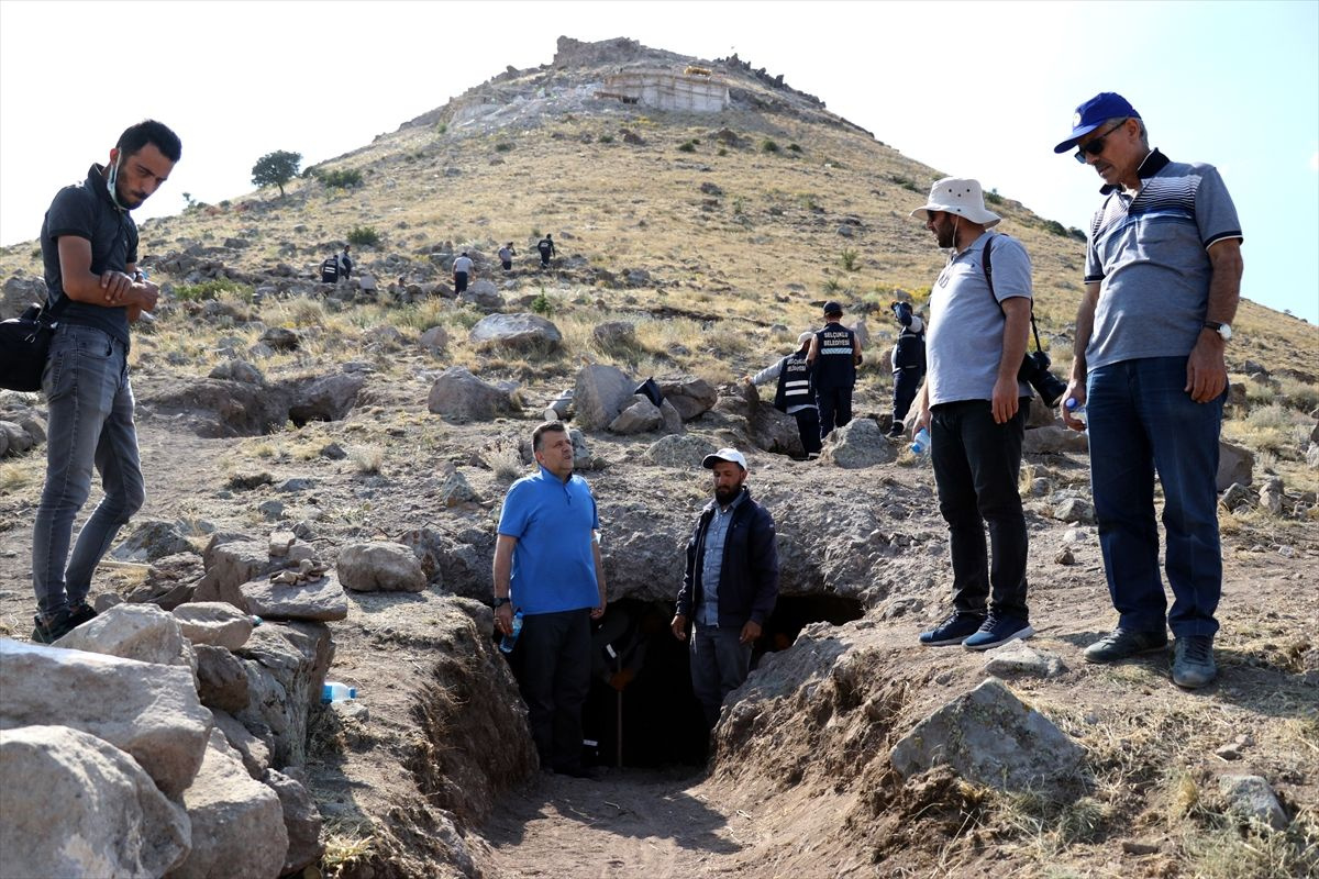 Konya'daki Takkeli Dağ'ın eteklerinde bulundu bu tarzda çok rastlanan bir durum değil