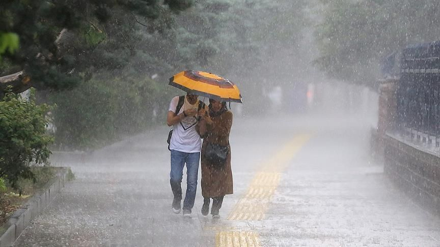 Meteoroloji uyardı kuvvetli yağış geliyor! Bu illerde yaşayanlar dikkat: Şemsiyesiz çıkan pişman olur