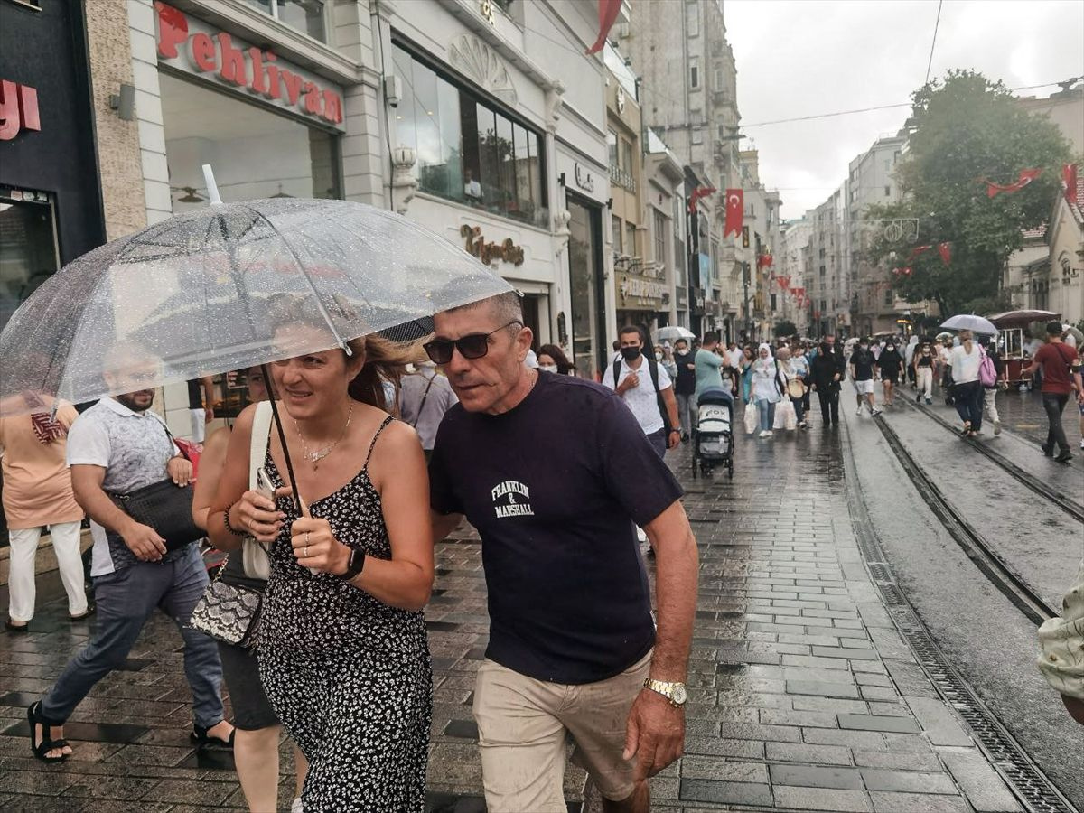 İstanbul'a sağanak ve dolu yağışı geliyor! Meteoroloji uyardı Orhan Şen saat verdi