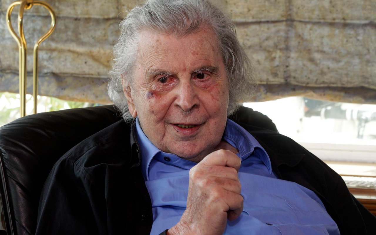 Türkiye dostu ünlü sanatçı Mikis Theodorakis hayatını kaybetti