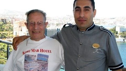 İngiliz turist, Kuşadası'ndaki otelin belboyuna miras bıraktı! İşte 'Türk Belboy'a kalan para...