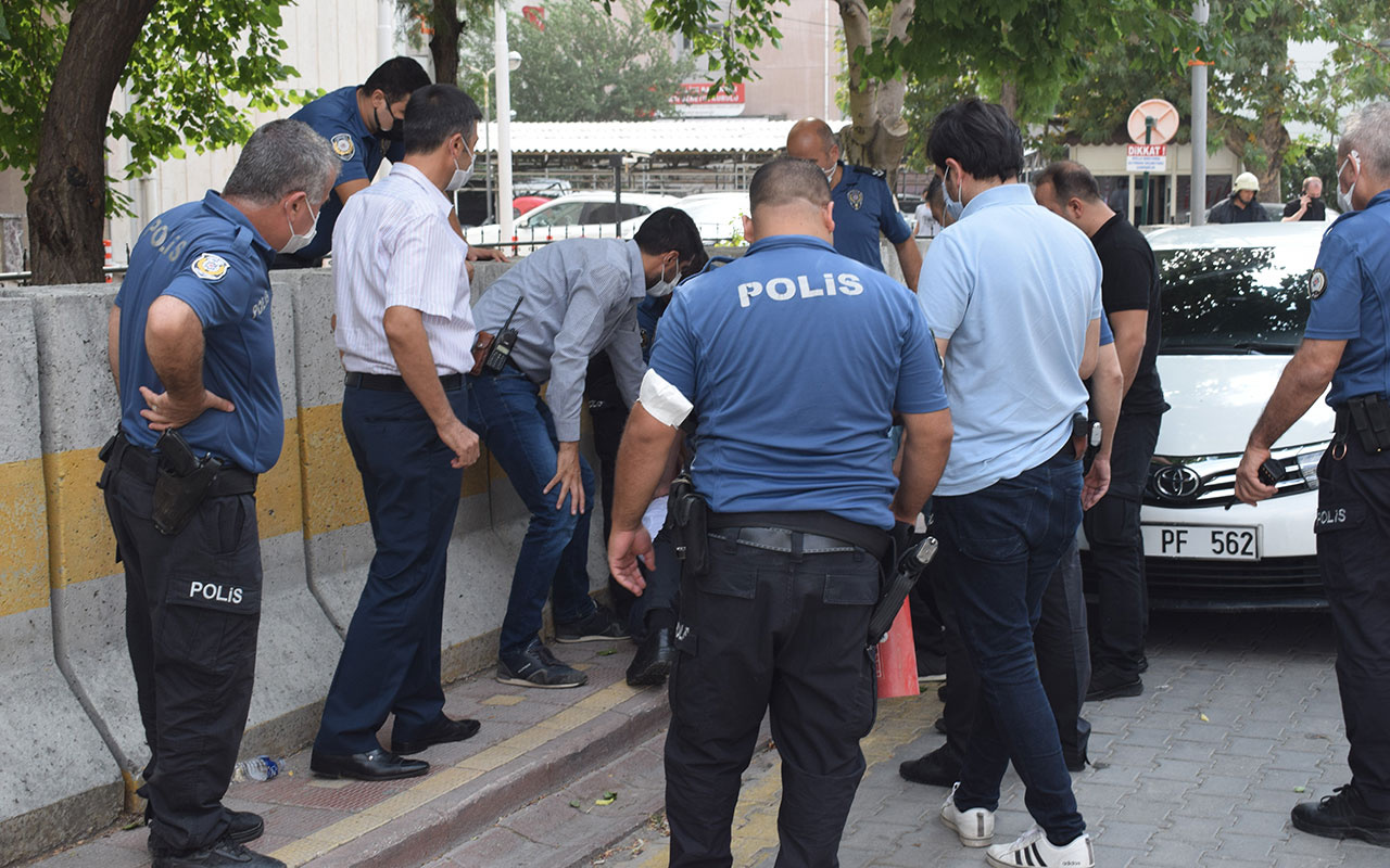 Adliye önünde kendini yakmak istedi, polis etkisiz hale getirdi