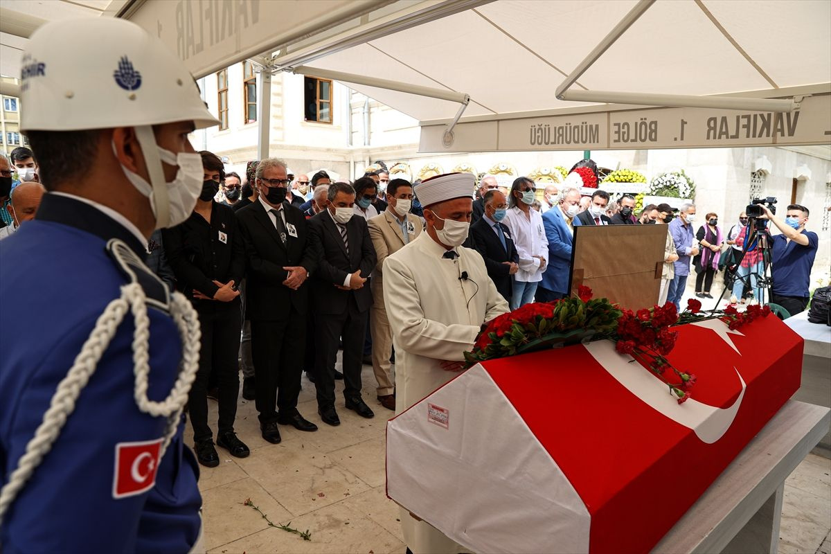 İnci Çayırlı son yolculuğuna uğurlandı cenaze namazına kimler katıldı