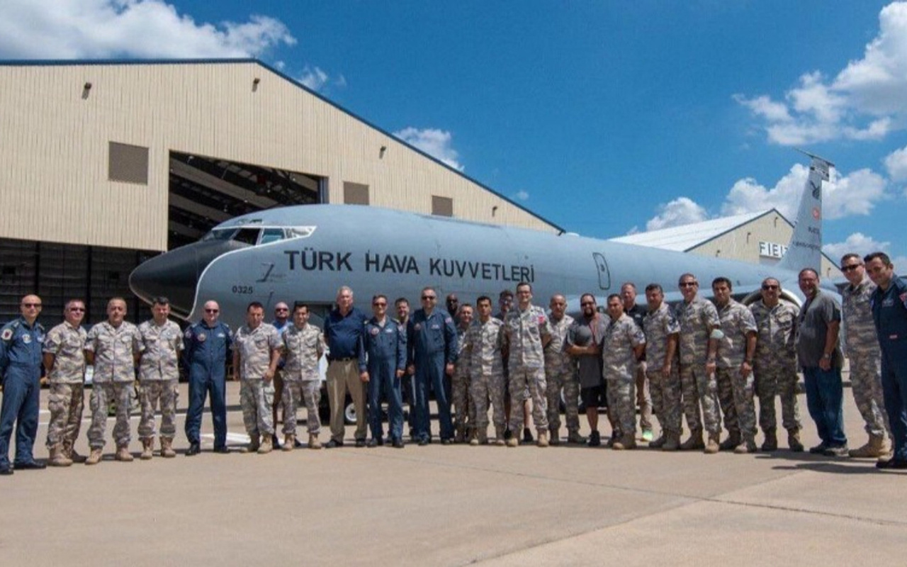 İlk KC-135R Blok 45 uçağı modernizasyonu tamamlanıp TSK'ya teslim edildi!