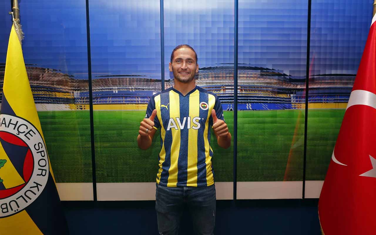 Fenerbahçe, Miguel Crespo'yu özel video ile duyurdu