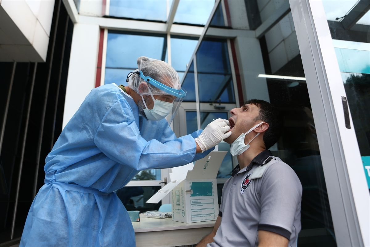 İl sağlık müdürü açıkladı! Trabzon'da okullar için zorunlu PCR testlerinde 10 kişinin testi pozitif çıktı