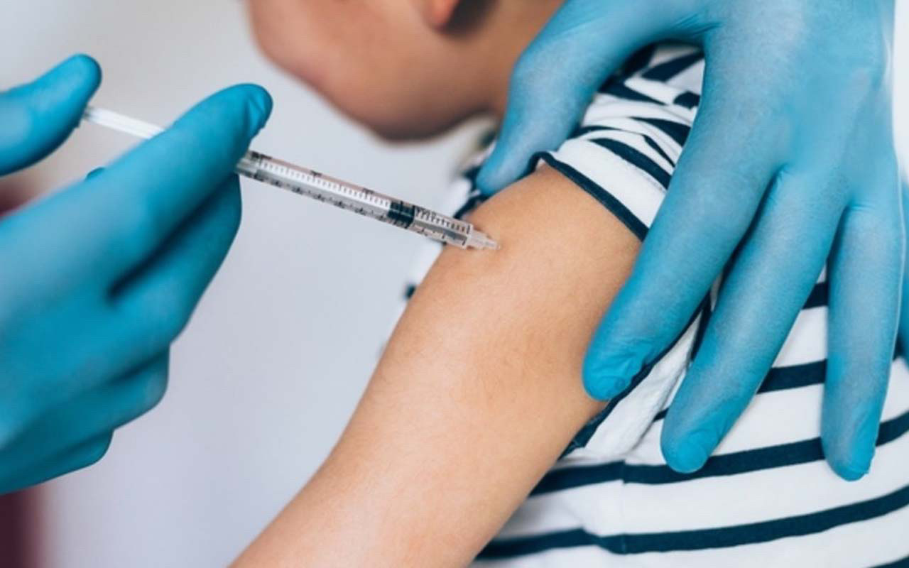 AB 5-11 yaş çocuklara aşıyı onayladı İki doz yapılacak