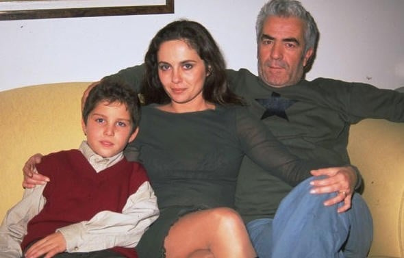 Nilüfer Açıkalın oğlu kimdir oğlunun babası kimdir?