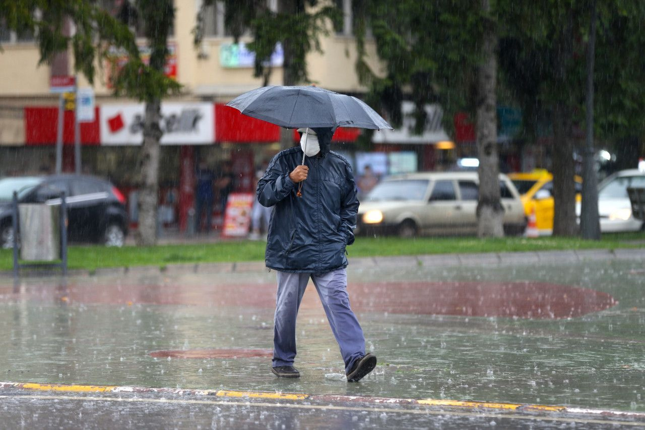 Meteoroloji 5 bölgeyi uyardı sağanak geliyor! Ankara ve istanbul'da yağış var mı?