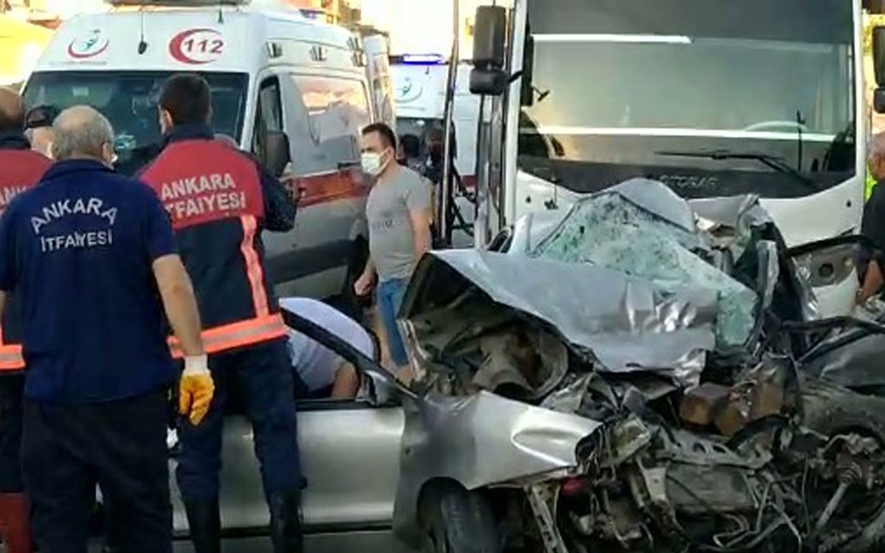 Ankara'da feci kaza! Karşı şeride geçip midibüse çarpan otomobildeki 5 kişi öldü