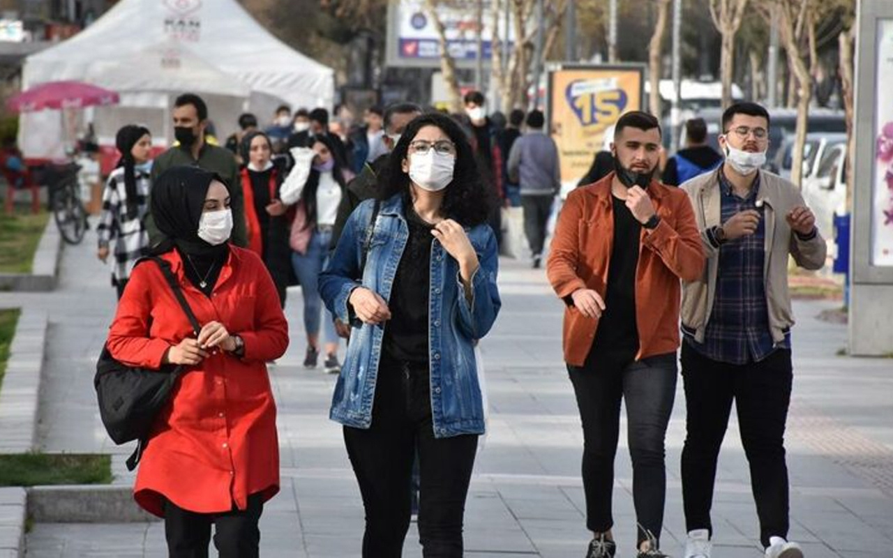 Covid-19 Delta mutantında en önemli 5 belirti! Burun akıntısı, hapşırma...