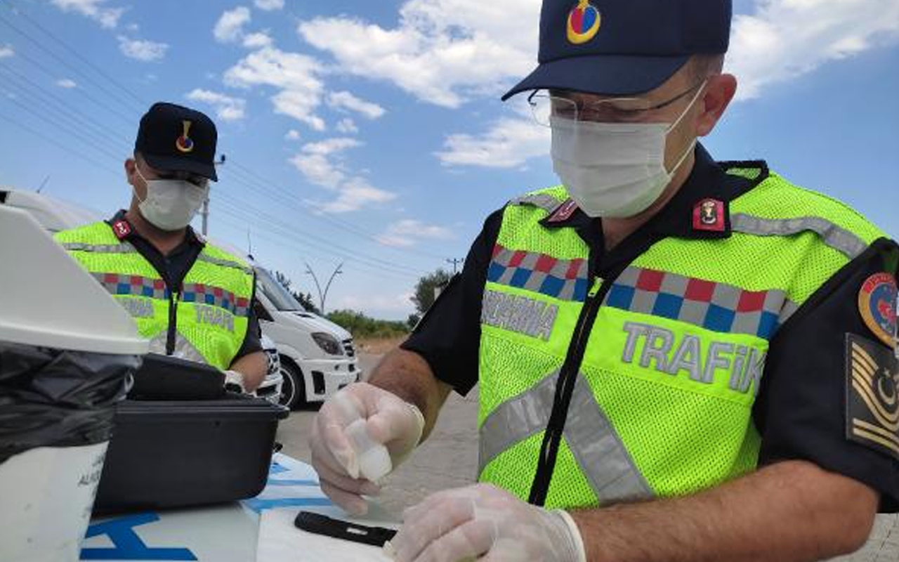 Antalya'da ilk kez uygulandı! Okul servis şoförünün uyuşturucu testi pozitif çıktı