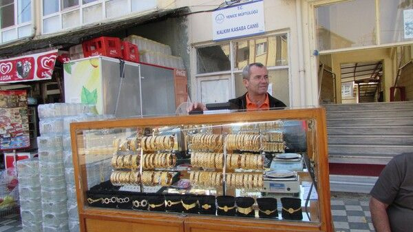 Çanakkale'de görenler inanamadı! Simit satar gibi satıyor: 40 yılda 2 defa...