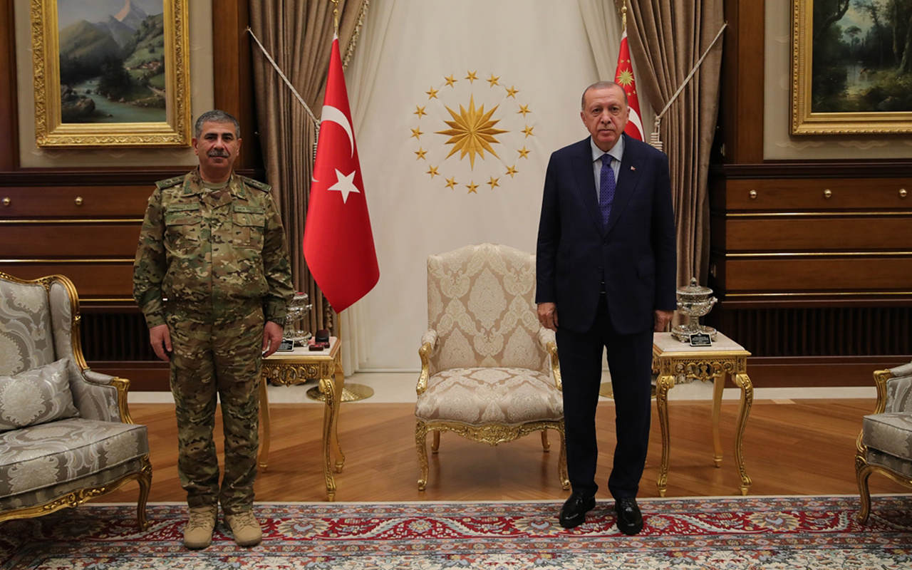 Cumhurbaşkanı Erdoğan, Azerbaycan savunma bakanını kabul etti