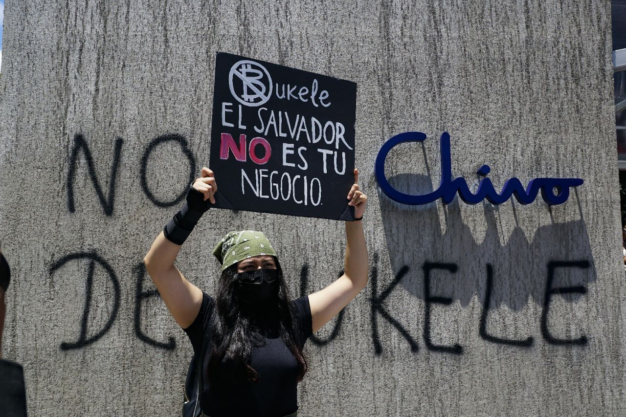 Bitcoin kararı sonrası El Salvador savaş alanına döndü