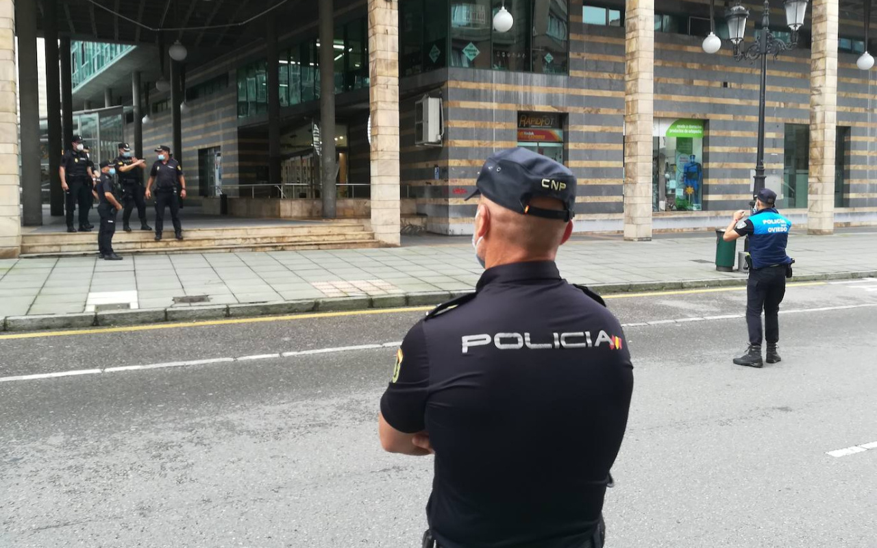 İspanya'da Oviedo kent merkezi bomba ihbarı üzerine boşaltıldı