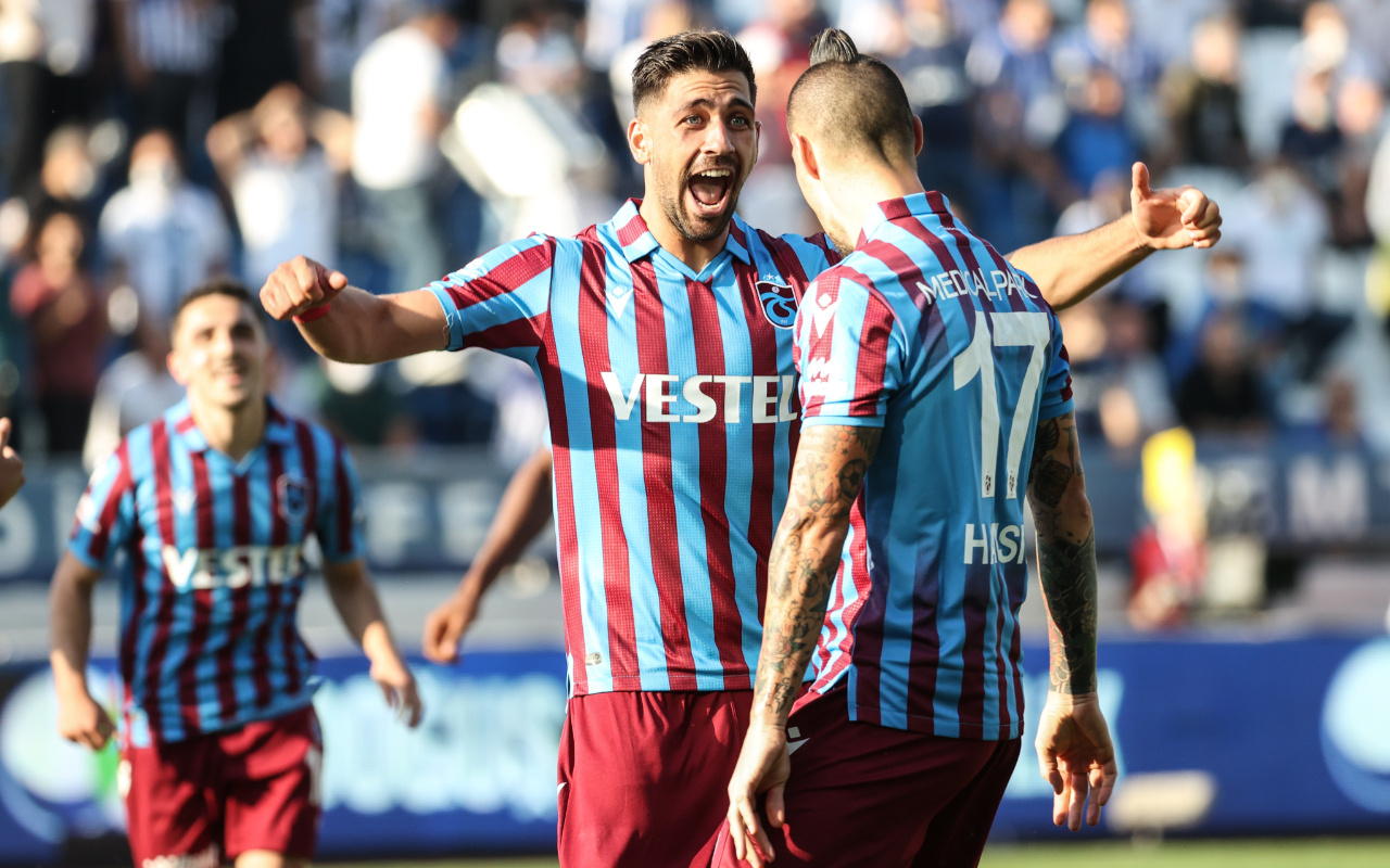 Trabzonspor konuk olduğu Kasımpaşa'yı tek golle geçti
