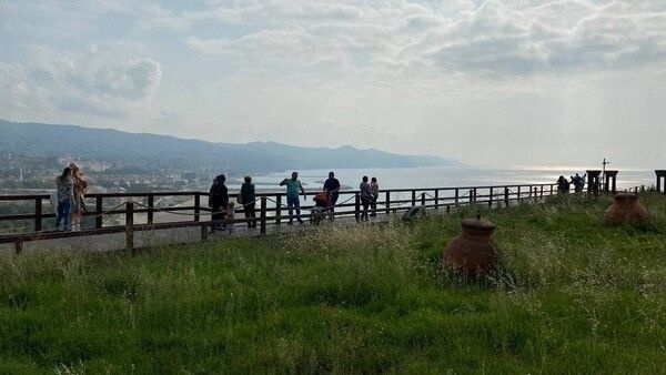 Karadeniz'de ilk ve tek! Ziyaretçi akınına uğruyor: Zonguldak'ta gören telefona sarıldı