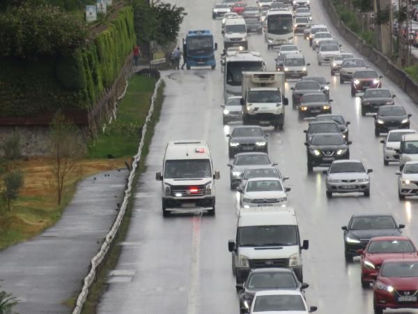 İstanbul'da sürücülerin yeni kabusu: Çakarlı minibüsler