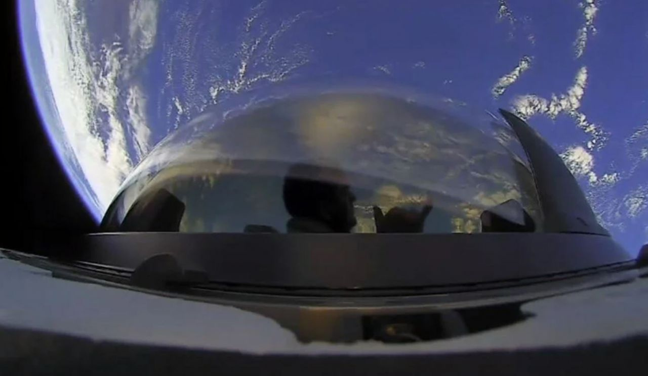 4 turist uzaydan döndü! Elon Musk açıkladı: Uzayda tuvalet...