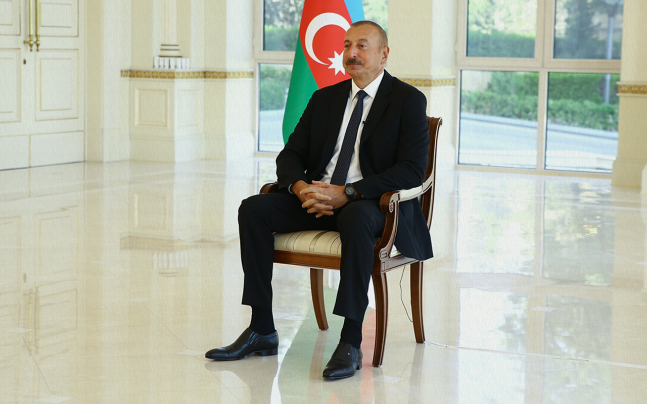 Karabağ'ı anlatan Azerbaycan Cumhurbaşkanı İlham Aliyev'n gözleri doldu