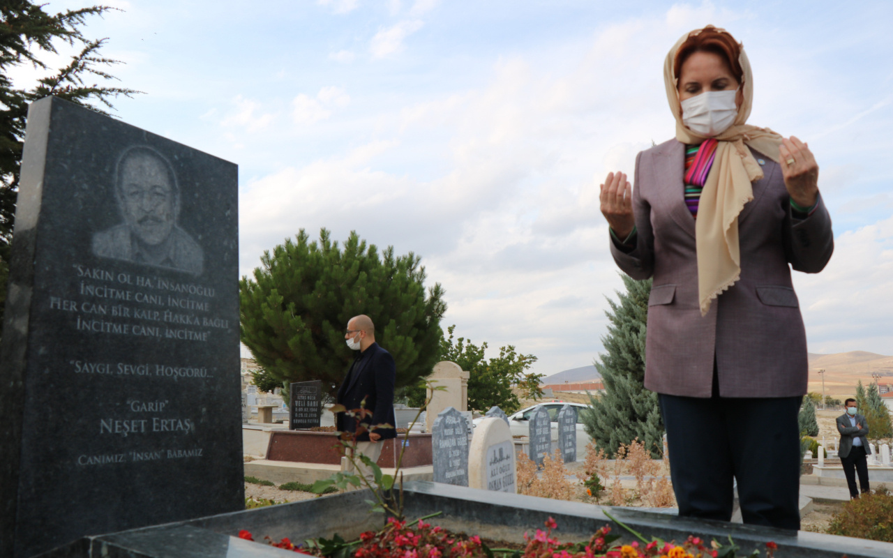 Meral Akşener'den Neşet Ertaş ve babasının mezarına ziyaret