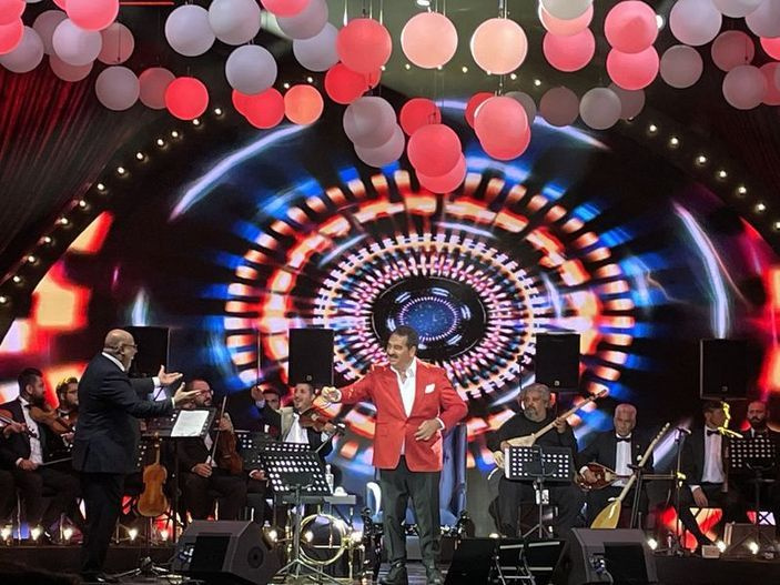 5 konserden servet kazanacak! İbrahim Tatlıses tarihe geçecek anlaşma yaptı: Paraya para demeyecek