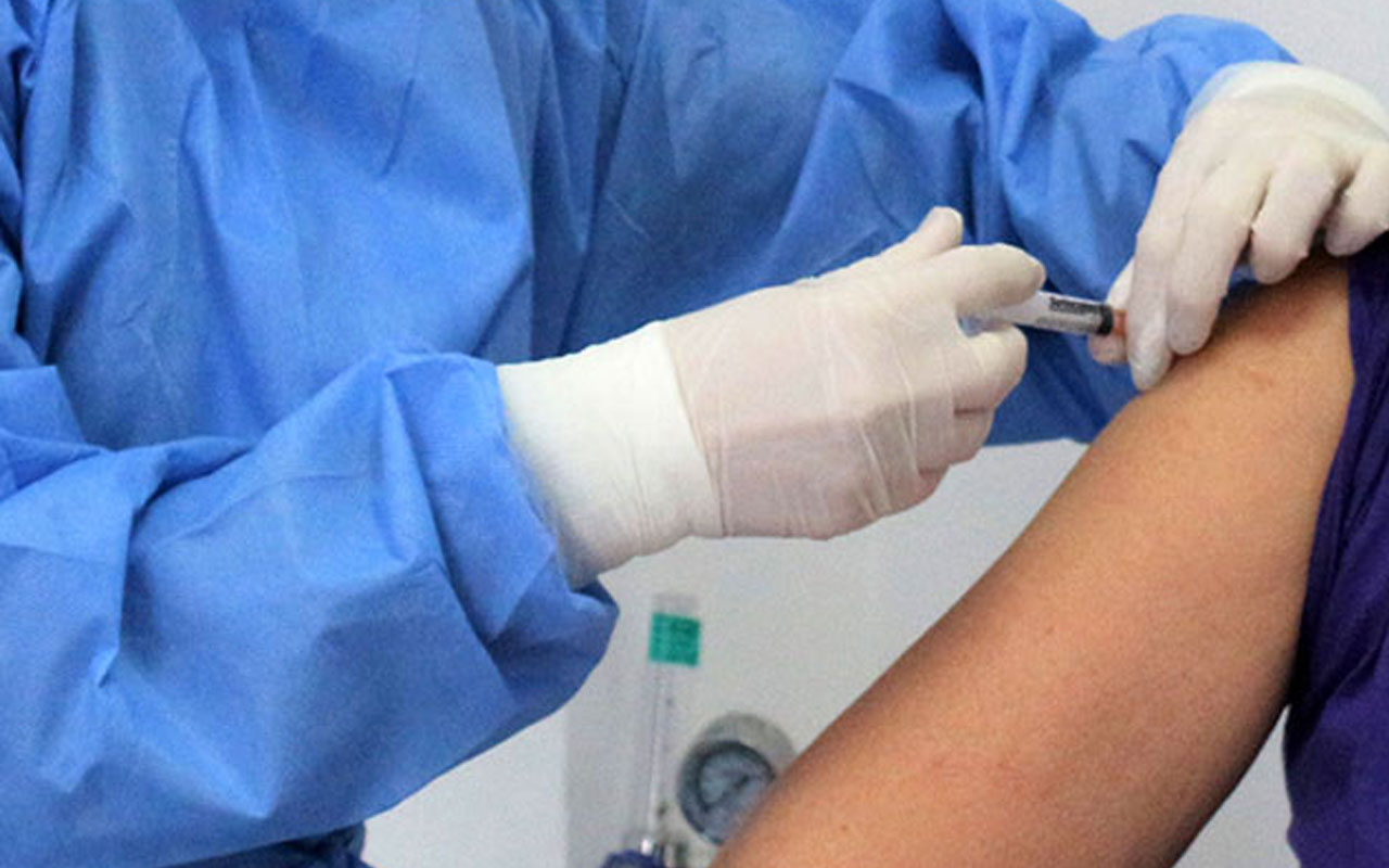 KKTC'de en az iki doz aşı yaptırmayanlar kapalı alanlara alınmayacak
