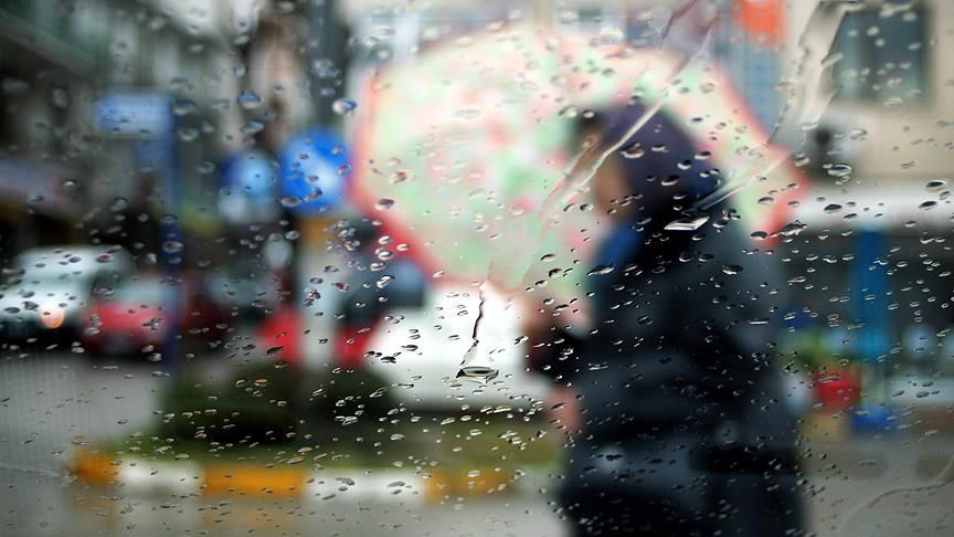 Meteoroloji alarm verdi! Sıcaklık düşüyor kuvvetli yağış geliyor: Şemsiyesiz çıkan pişman olur