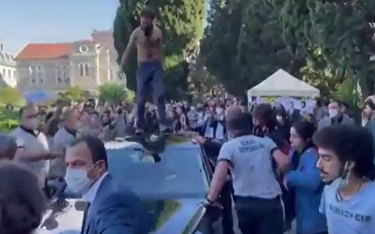 Boğaziçi Üniversitesi'nde skandal protesto! Rektör Naci İnci'nin arabasının üzerine çıktılar