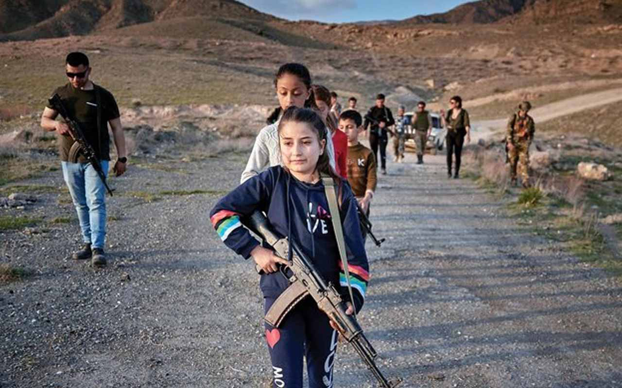 Azerbaycan sınırında Ermeni çocuklara gerilla eğitimi! Eğitimi veren de ABD'li asker