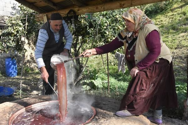 Bitlis'te 300 kilodan 35 kilo çıkıyor! Yapımı saatler sürüyor: Kilosu 50 TL