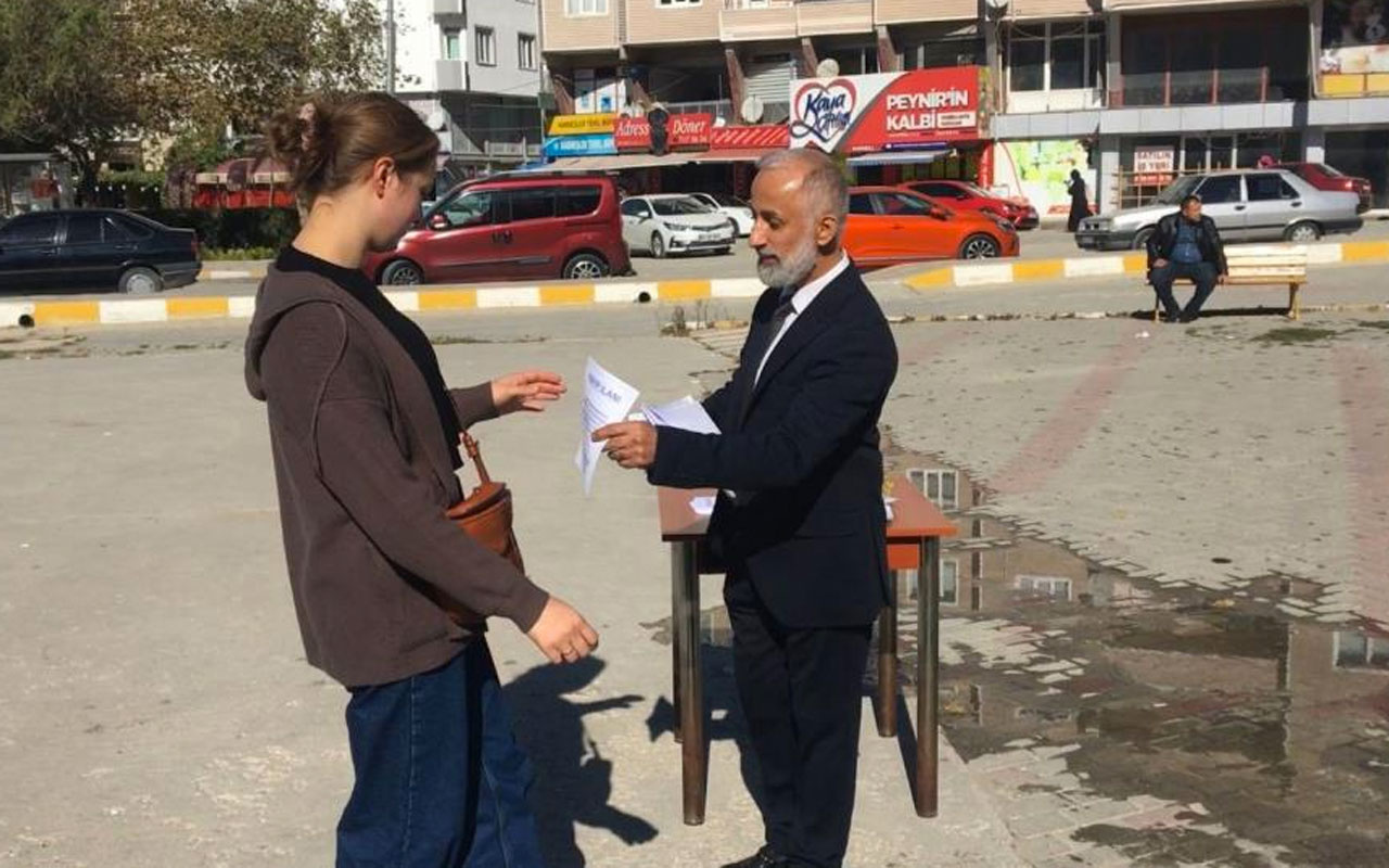 Yerde buldu broşür bastırdı Tekirdağ'da sahibini kapı kapı arıyor