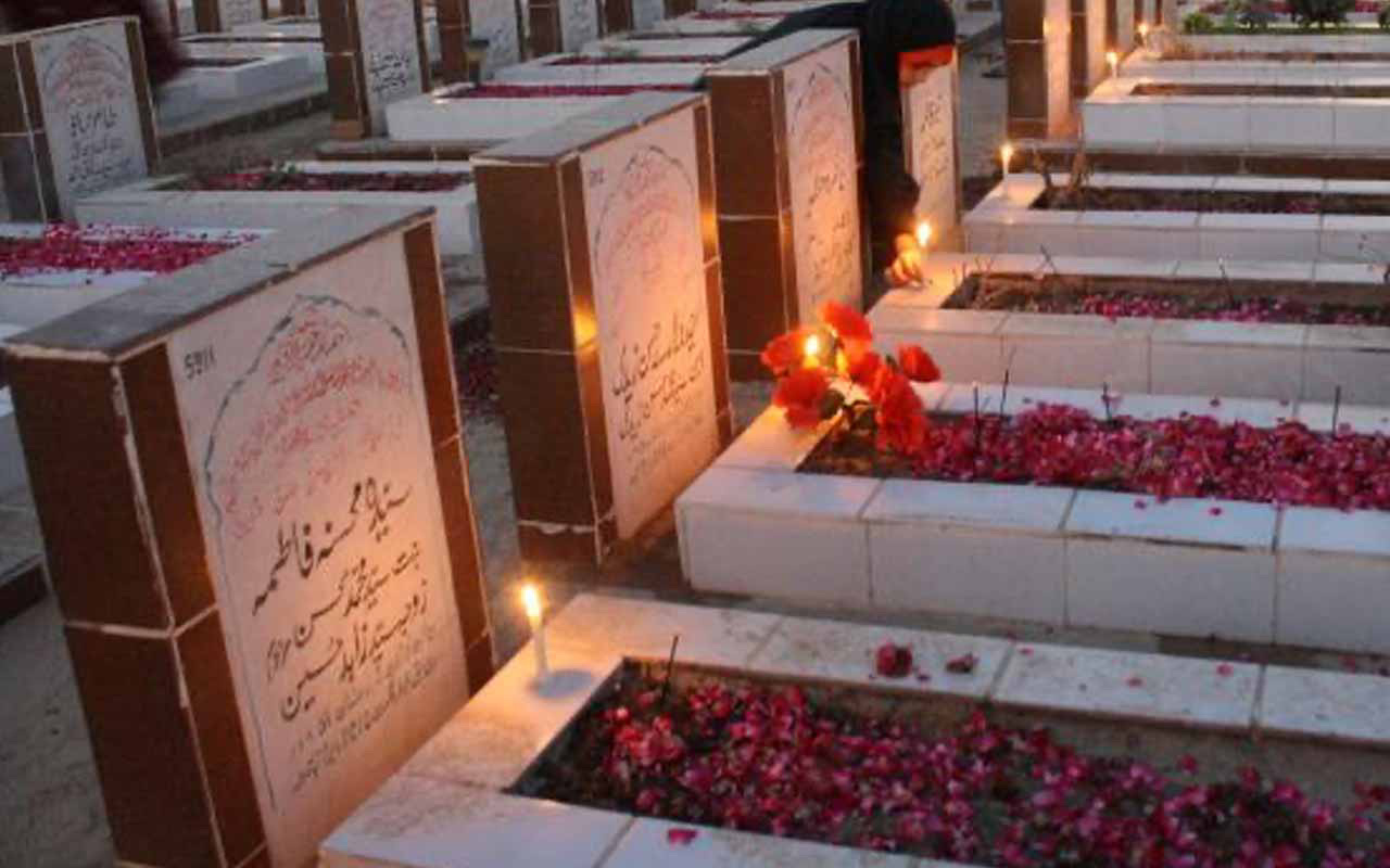 ABD'de Müslüman mezarlığını yakmak istediler! Daha önce de saldırmışlardı