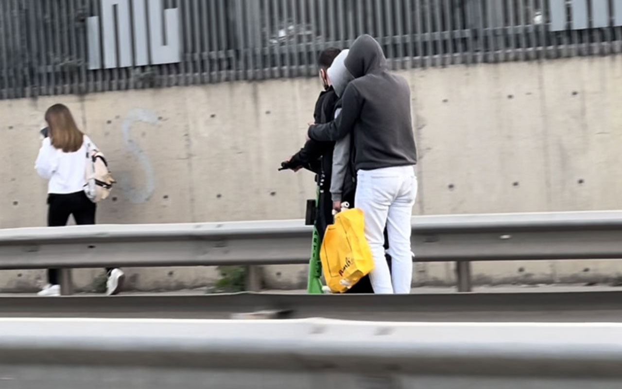 Kadıköy'de pes dedirten scooter yolculuğu o anlar kamerada