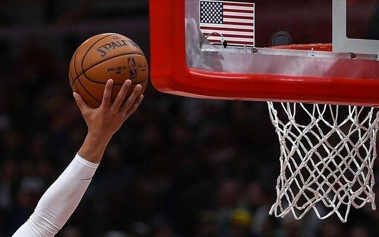 Ömer Faruk Yurtseven NBA'deki hazırlık maçında 'double double' yaptı