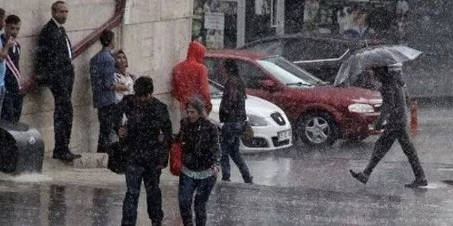 İstanbul, Sakarya, Bursa, Bilecik, Eskişehir için çok kuvvetli yağış uyarısı geldi! İl il hava durumu