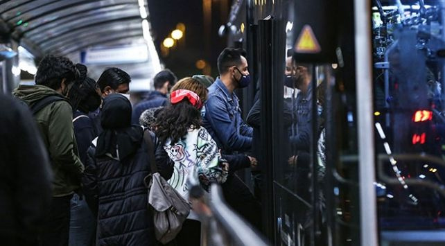 Korona vakaları neden düşmüyor? Osman Müftüoğlu 8 nedeni tek tek açıkladı